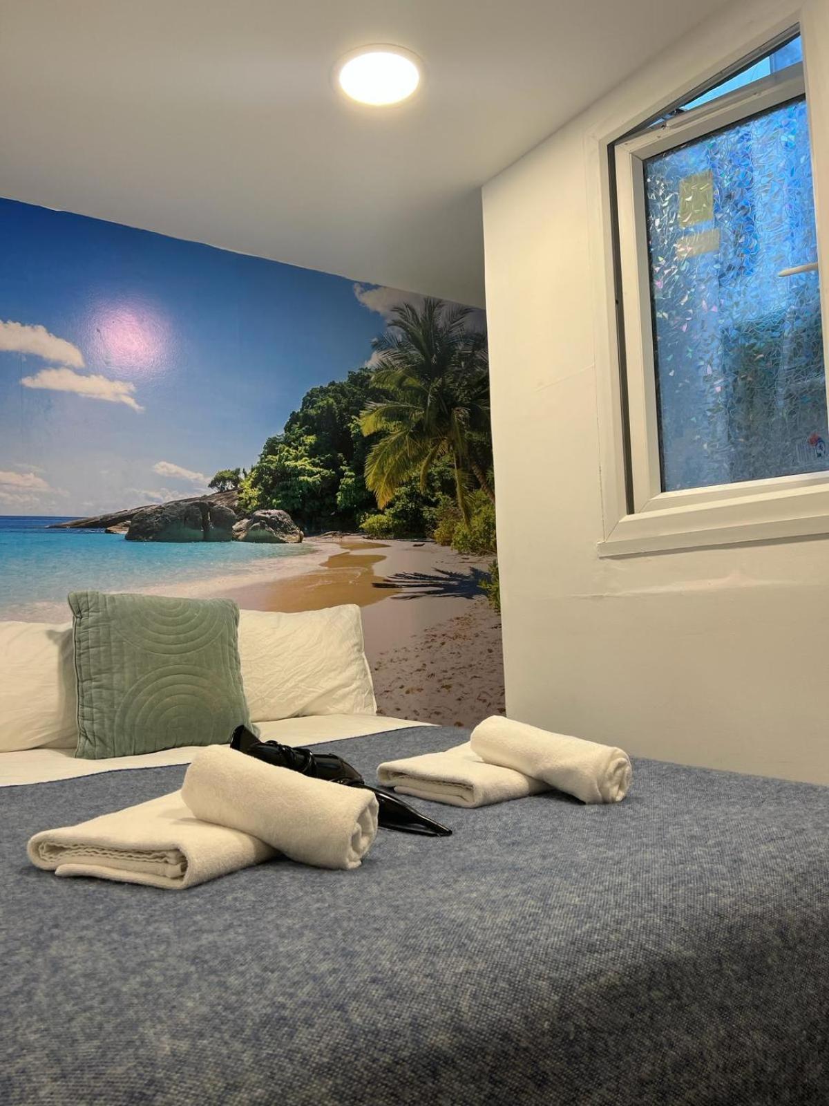 Comfy Private Bedrooms In Euston, Central London Exterior photo